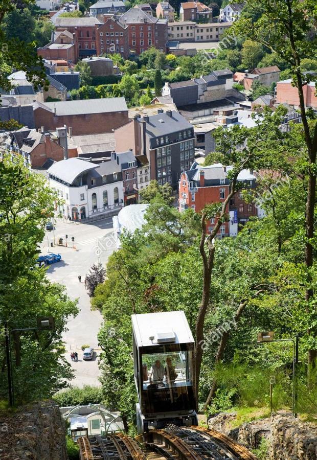Aux Pieds Des Thermes Spa Exteriér fotografie
