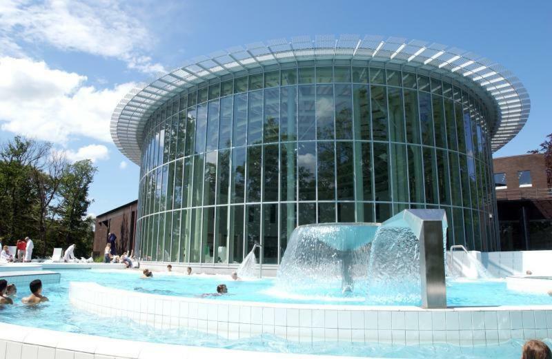 Aux Pieds Des Thermes Spa Exteriér fotografie