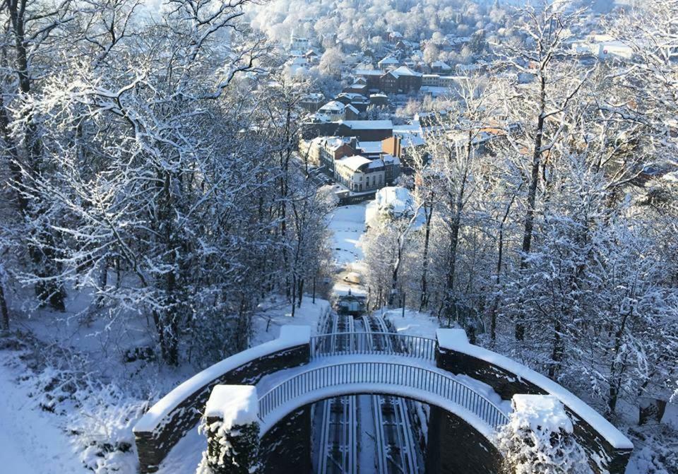 Aux Pieds Des Thermes Spa Exteriér fotografie